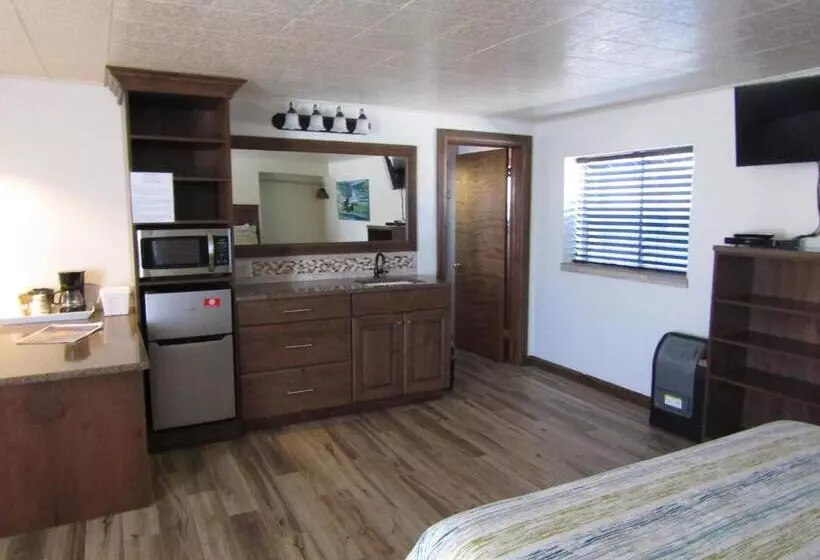 酒店 Lamplighter Lodge