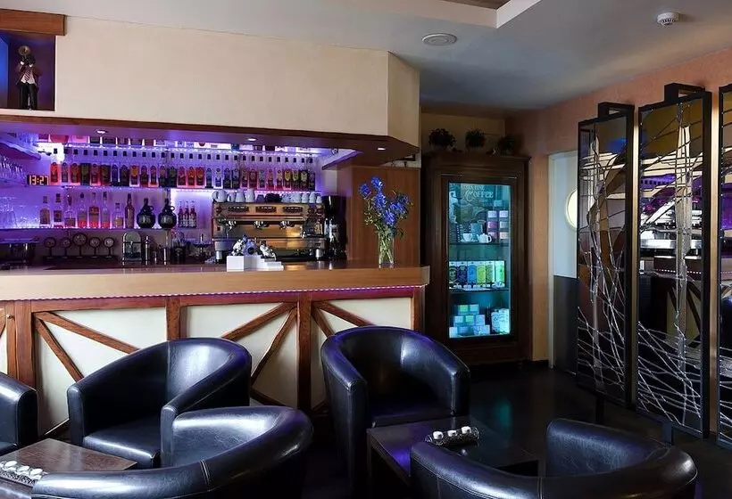 בית מלון כפרי Logis Le Quai Fleuri