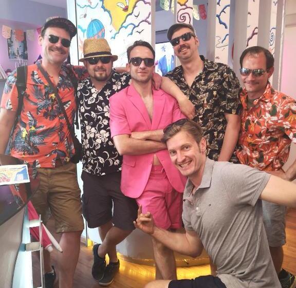 هتل Meyerbeer Beach