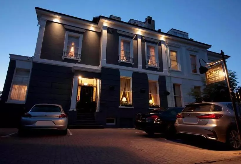 Отель Butlers