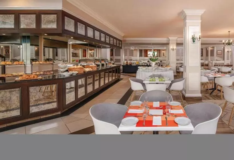 Отель Holiday Inn Johannesburg Sunnyside Park, An Ihg