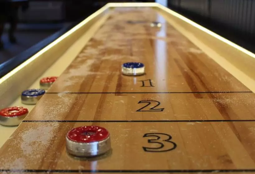 酒店 O'cairns Inn And Suites