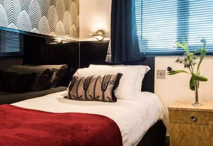 فندق Paskins Town House