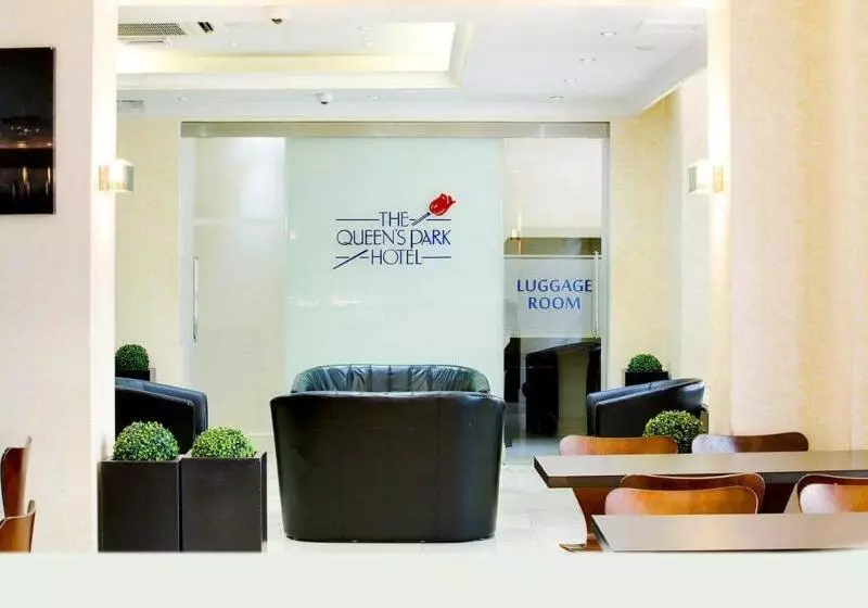 ホテル Queens Park
