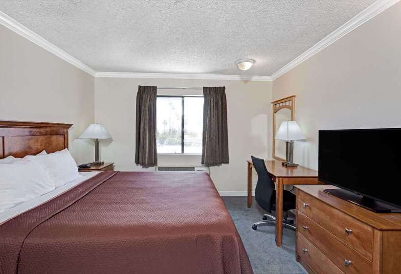 Otel Travelodge By Wyndham Pasadena Central