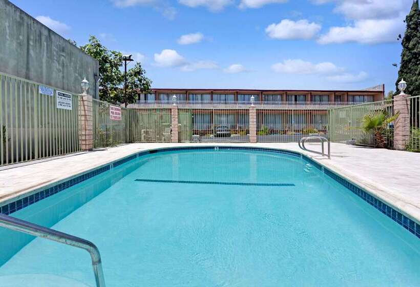 Otel Travelodge By Wyndham Pasadena Central