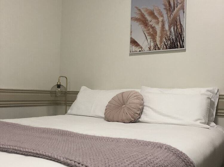 فندق Beaumont Kew