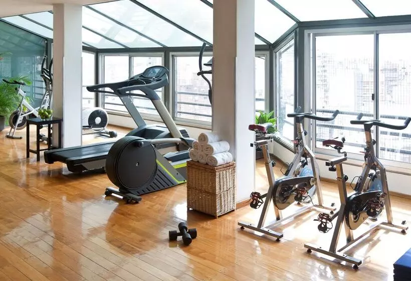 호텔 NH Córdoba Panorama