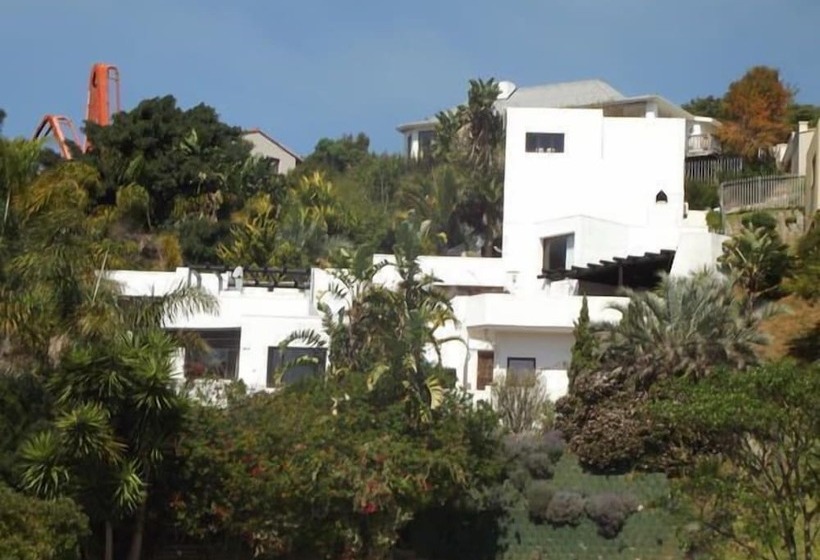 בית מלון כפרי Room With A View