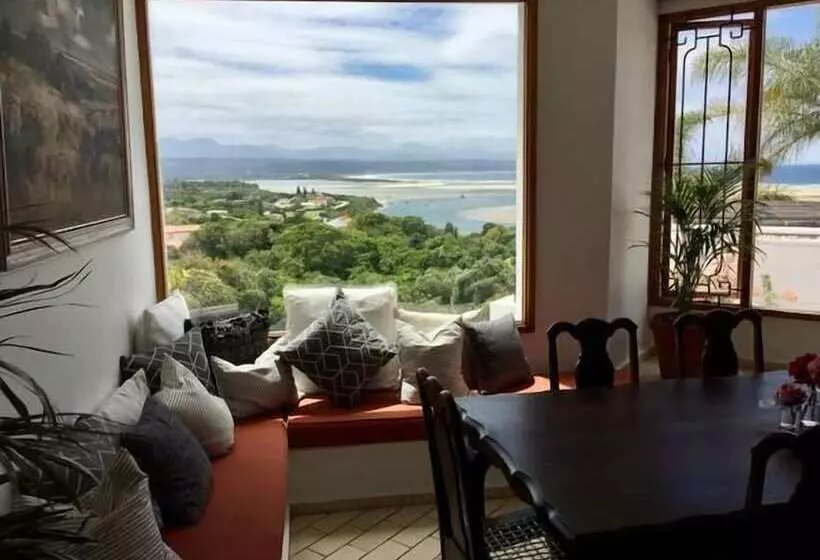 בית מלון כפרי Room With A View