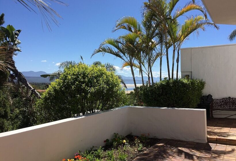 בית מלון כפרי Room With A View