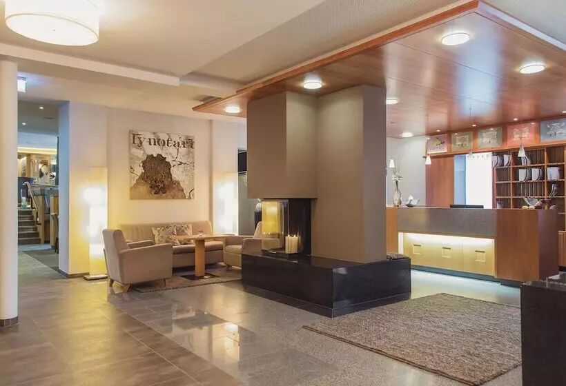 Отель Vier Jahreszeiten