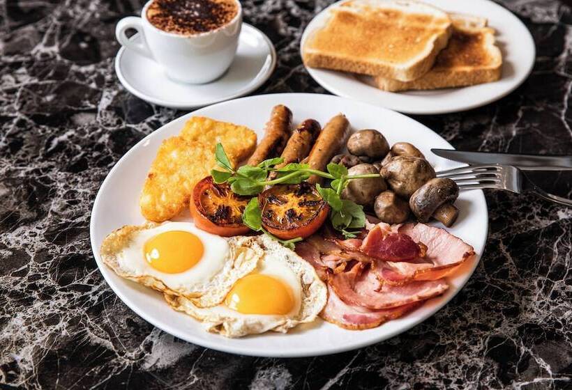 בית מלון כפרי Holiday Inn Sydney Potts Point