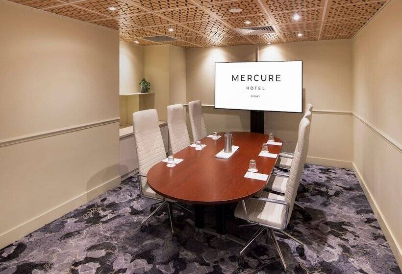 בית מלון כפרי Mercure Sydney