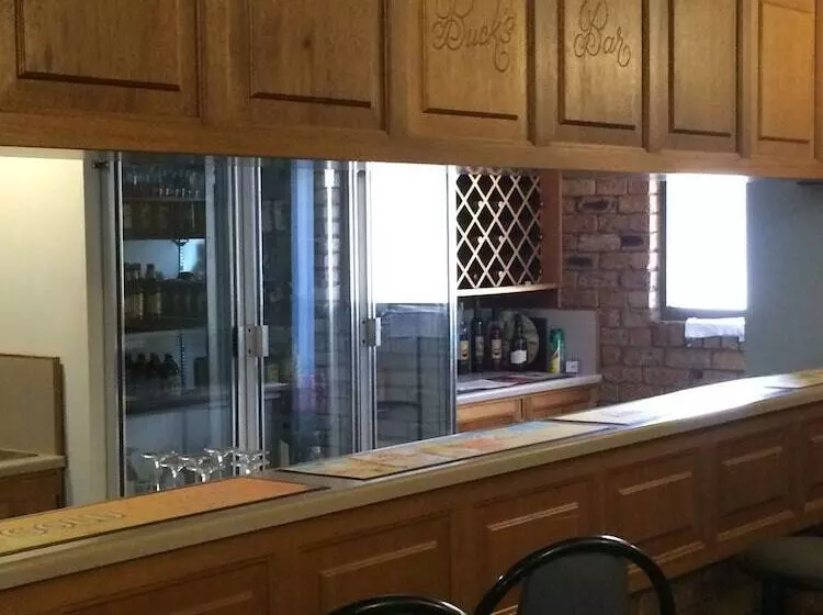 酒店 Merino Motor Inn