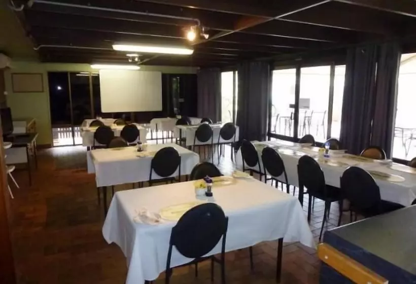 酒店 Merino Motor Inn