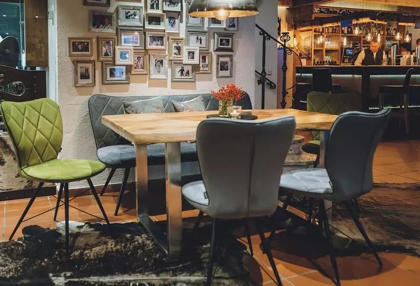 فندق Der Gollinger