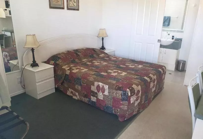 Warrego Motel