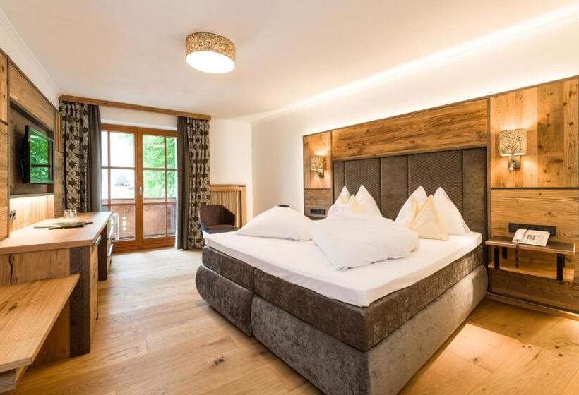 Wellness & Sporthotel Alpenhof