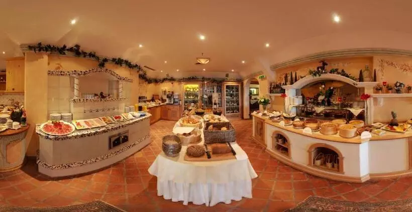 Wellness & Sporthotel Alpenhof