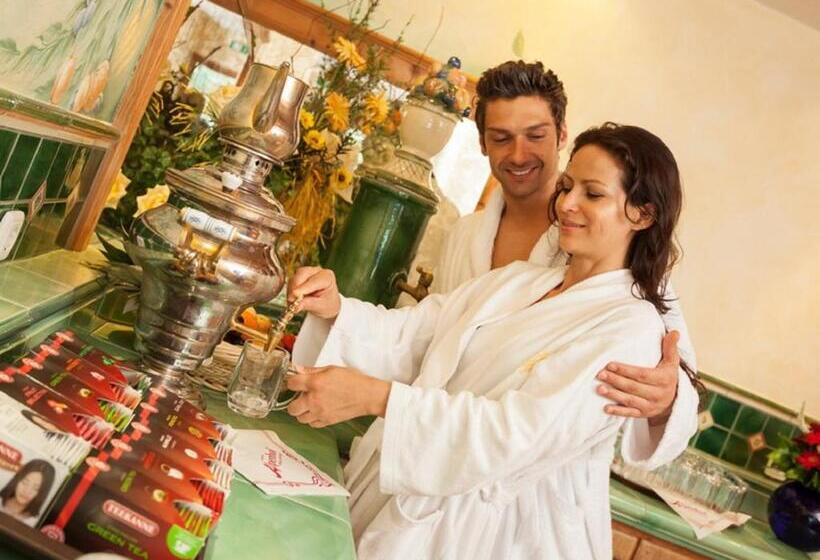 Wellness & Sporthotel Alpenhof