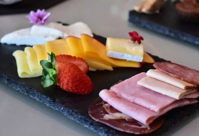 בית מלון כפרי Atlante Plaza