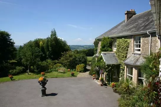 Hotel Fairwater Head