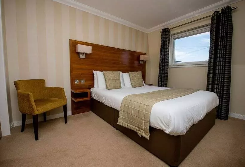 Отель Nevis Bank Inn