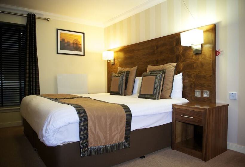 בית מלון כפרי Nevis Bank Inn