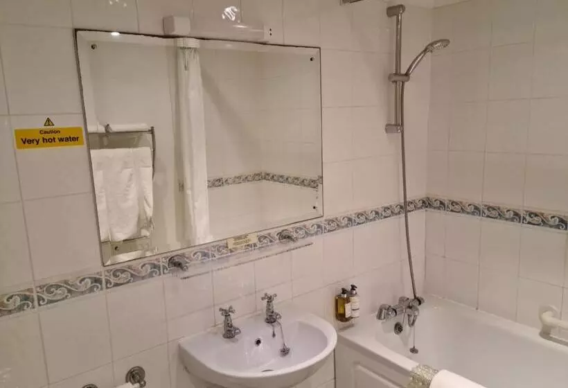 酒店 The Izaak Walton Country House