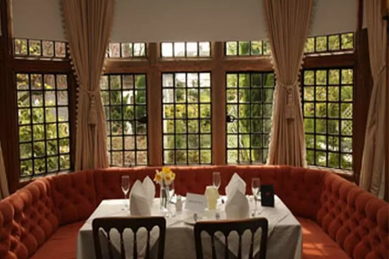 ホテル Dalmeny Park House