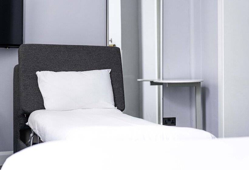 هتل Heeton Concept Kensington London