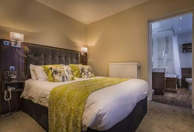 The Golden Fleece Hotel, Thirsk, North Yorkshire