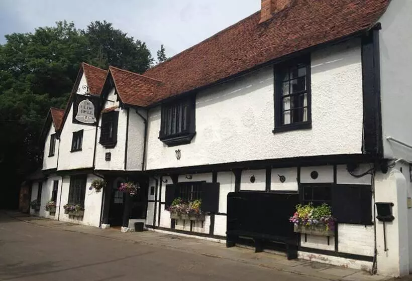 Отель The Olde Bell, Bw Signature Collection