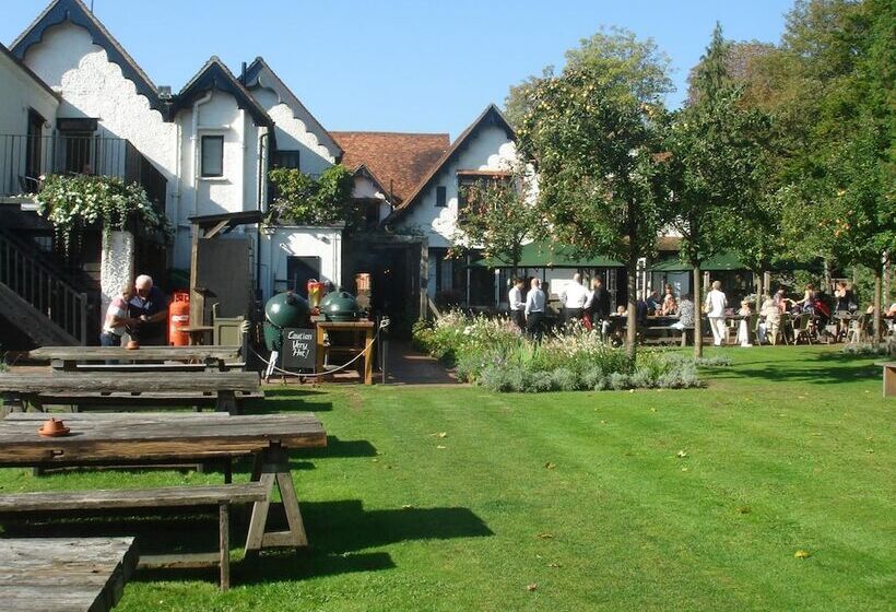 Hotel The Olde Bell, Bw Signature Collection