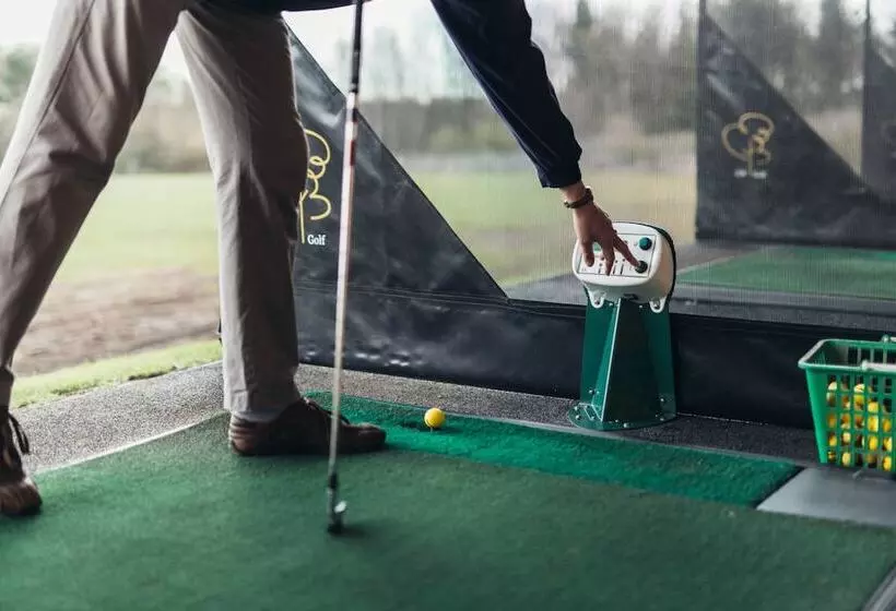 Mercure Newcastle George Washington Hotel Golf & Spa