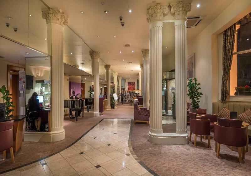 هتل Corus  Hyde Park