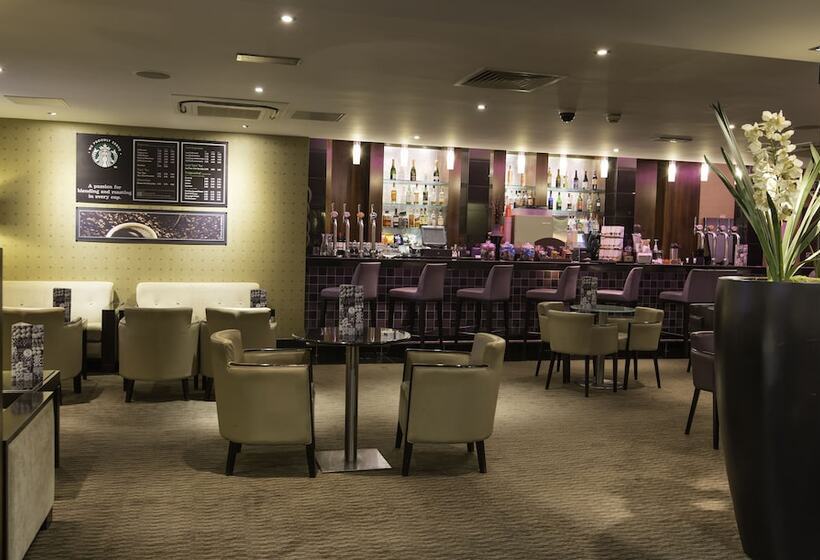 فندق Crowne Plaza London Ealing, An Ihg