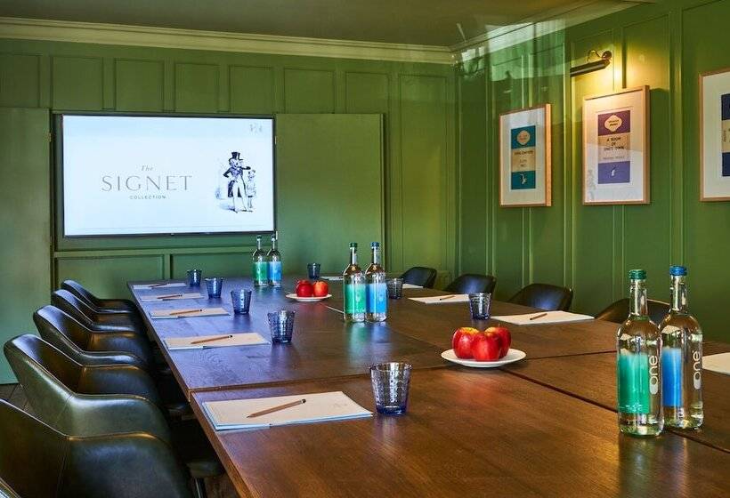 בית מלון כפרי The Mitre, Hampton Court