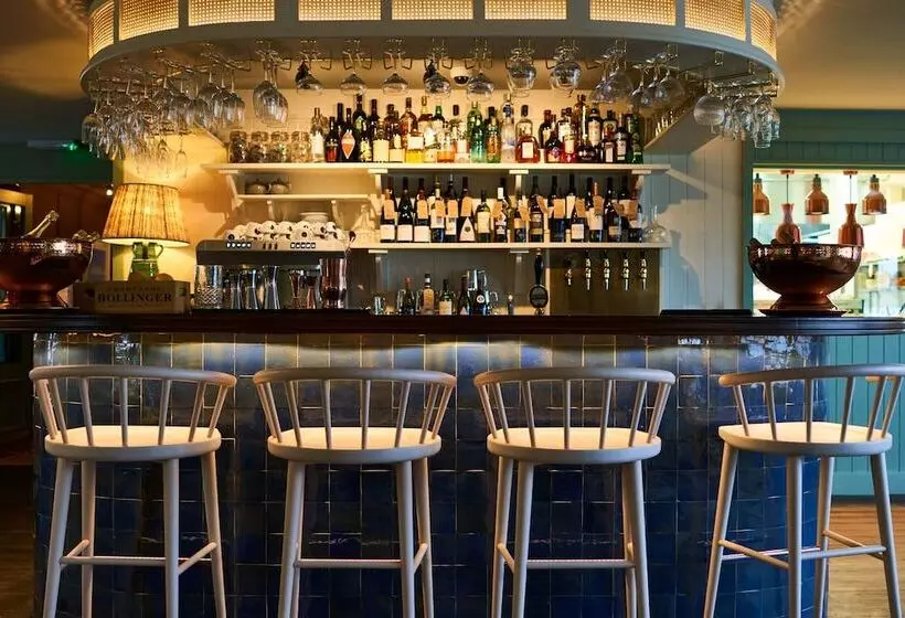 فندق The Mitre, Hampton Court