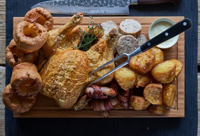 בית מלון כפרי The Mitre, Hampton Court