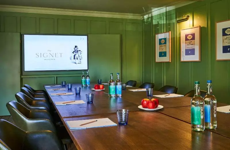 فندق The Mitre, Hampton Court