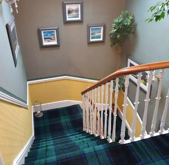 Отель Moyness House