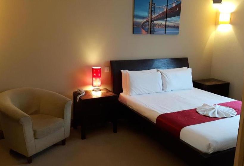 هتل New Madeira Seafront