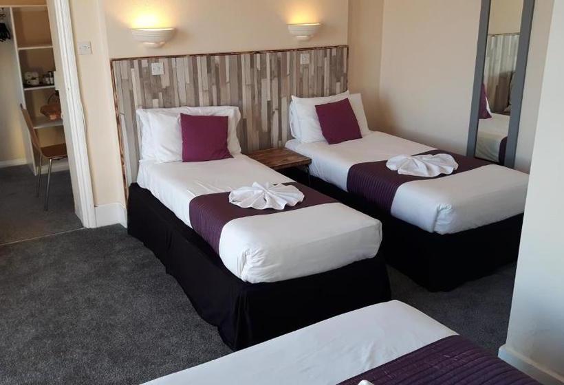 هتل New Madeira Seafront