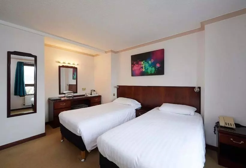 Отель The Priory