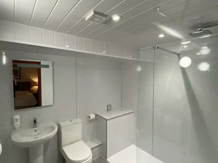 Отель The Priory