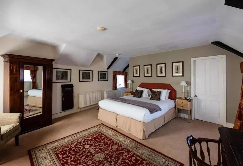 酒店 The George Inn