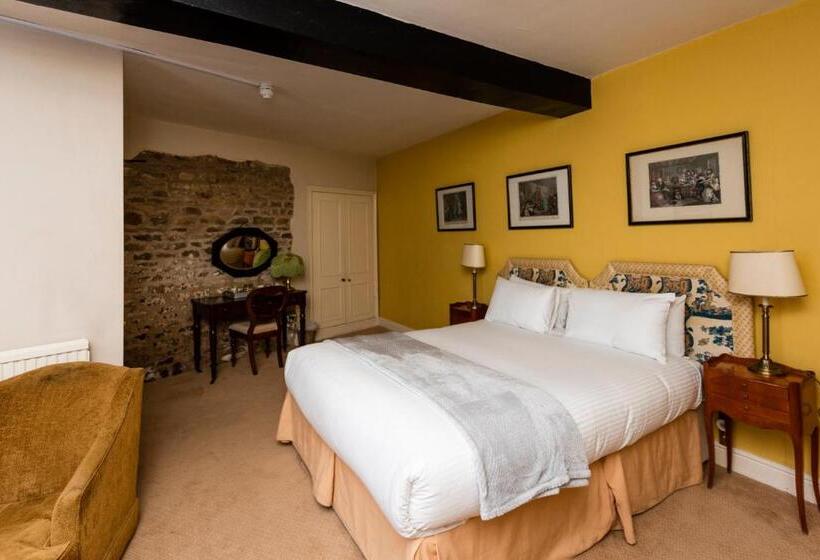 호텔 The George Inn