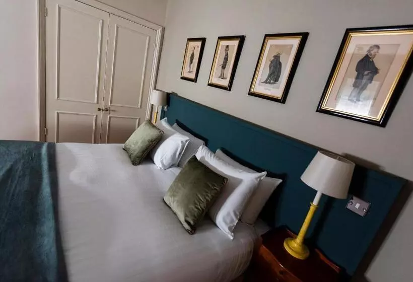 酒店 The George Inn